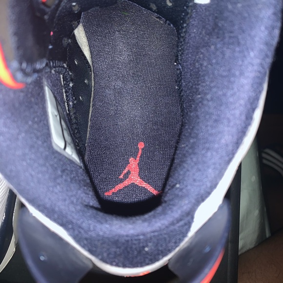 Air Jordan 6 - Picture 5 of 6